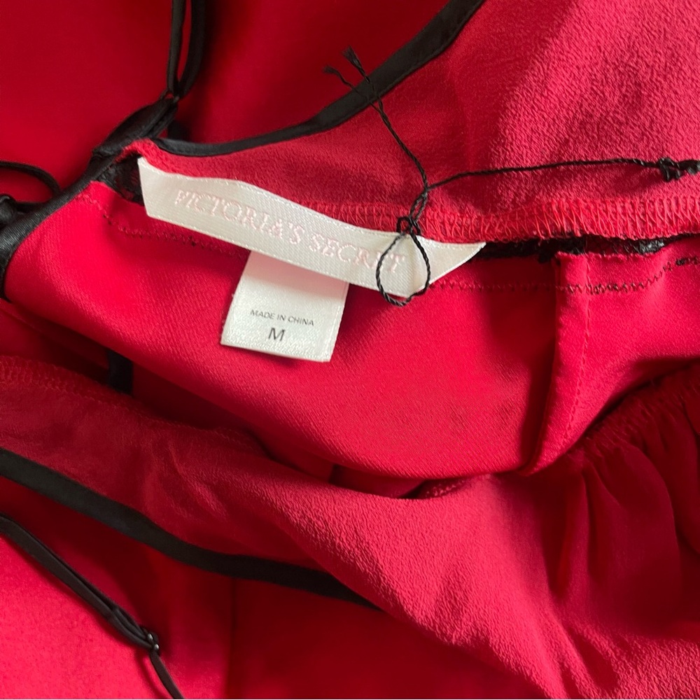 Victoria's Secret vintage red and black nightgown size medium - Picture 3 of 3